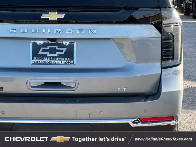 2026 Chevrolet Suburban LT - Photo 7