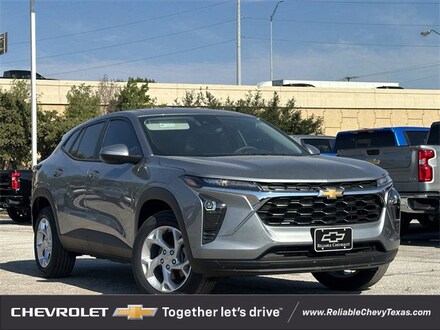 2026 Chevrolet Trax LS SUV