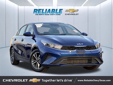 2022 Kia Forte LXS Sedan