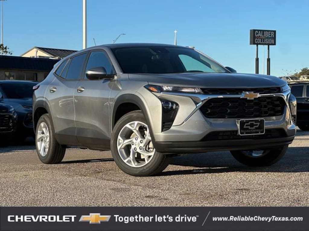 New 2026 Chevrolet Trax LS SUV