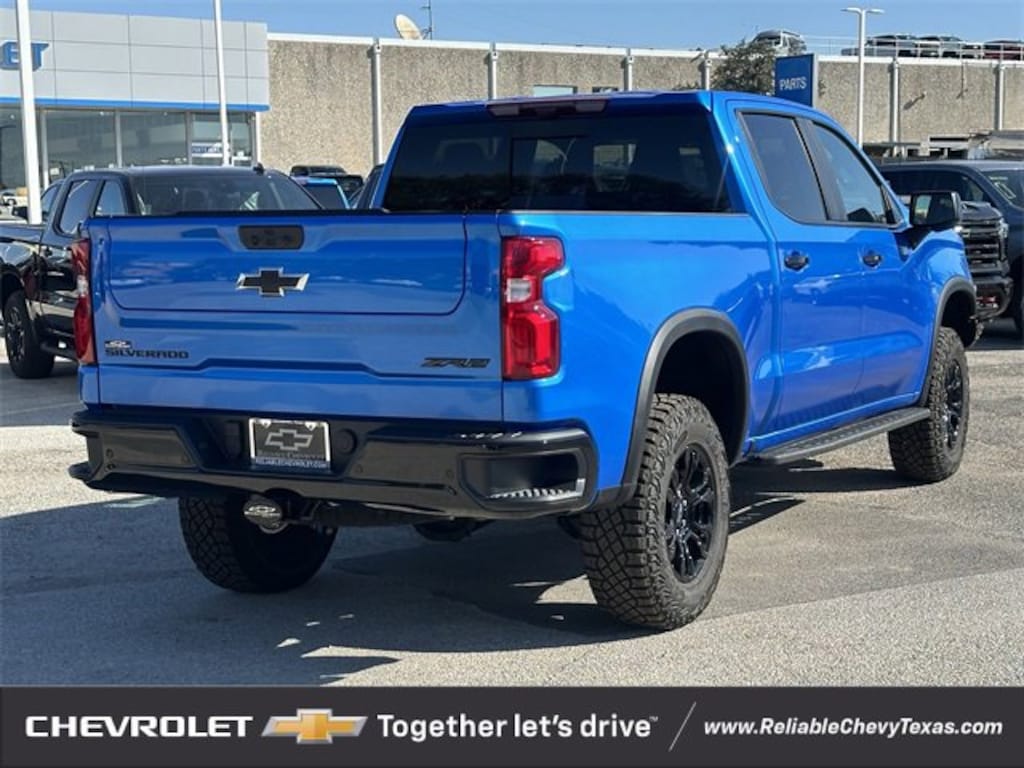 New 2026 Chevrolet Silverado 1500 ZR2 Truck Crew Cab