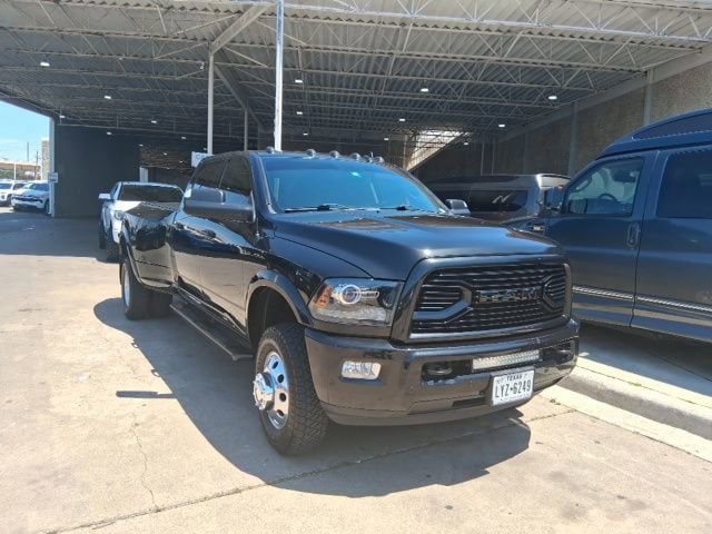 2018 RAM 3500 Laramie 4X4 Crew Cab LWB's photo