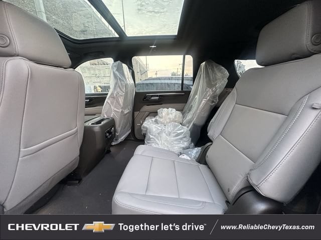 2026 Chevrolet Suburban Z71 - Photo 25