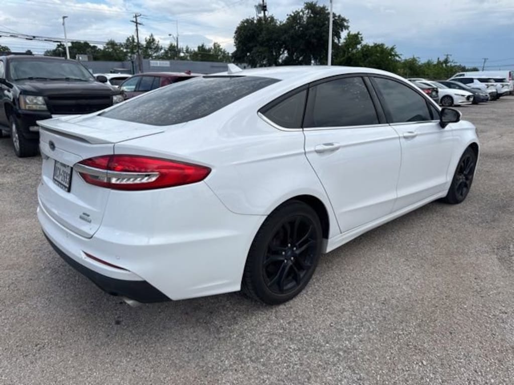 Used 2020 Ford Fusion SE Sedan