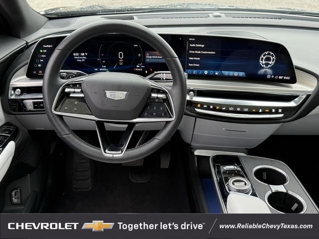2024 Cadillac LYRIQ Luxury 1 - Photo 12