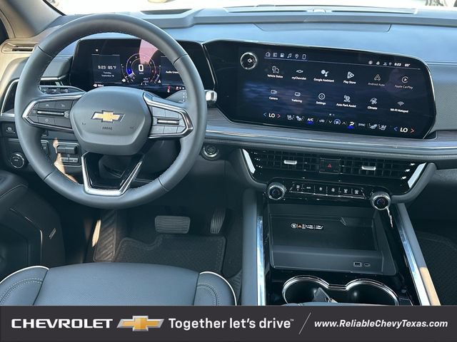 2026 Chevrolet Suburban Premier - Photo 14