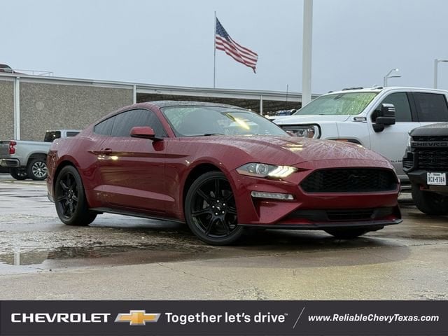 2019 Ford Mustang EcoBoost Premium Coupe RWD