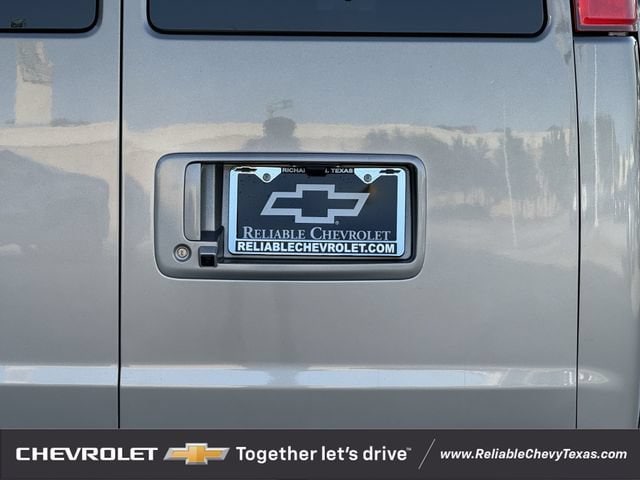 2026 Chevrolet Express Cargo Work Van - Photo 8