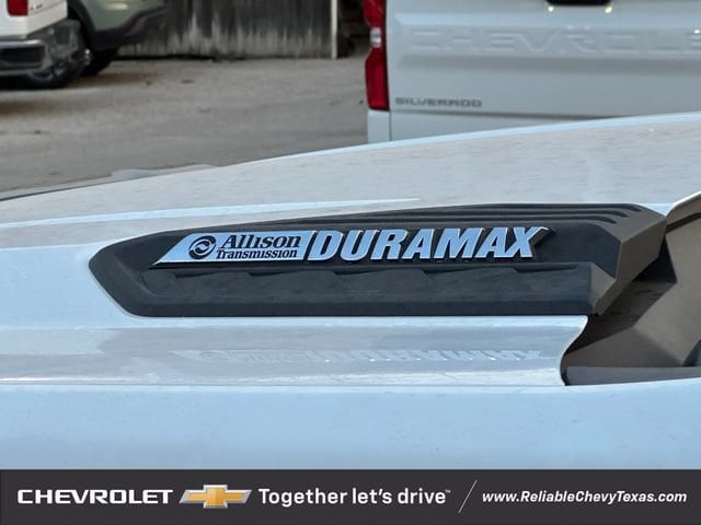 2026 Chevrolet Silverado 2500 HD ZR2 - Photo 13