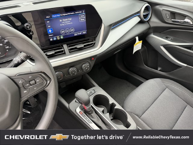 2026 Chevrolet Trax LS - Photo 17