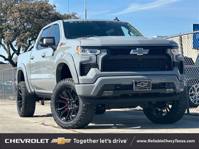2025 Chevrolet Silverado 1500 RST photo 2