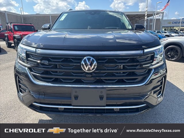 2025 Volkswagen Atlas SEL Premium R-Line photo 3