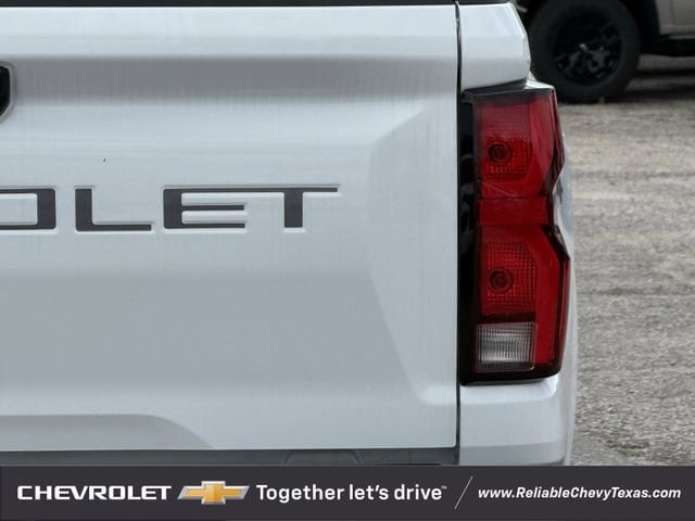 2026 Chevrolet Colorado LT - Photo 8