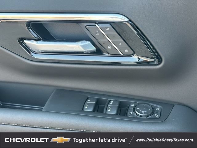 2026 Chevrolet Suburban LT - Photo 24