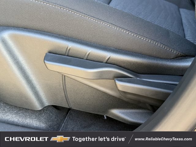 2027 Chevrolet Equinox LT - Photo 28