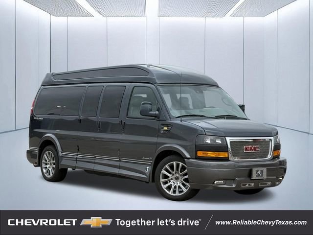 2019 GMC Savana 2500 Ext WB's photo
