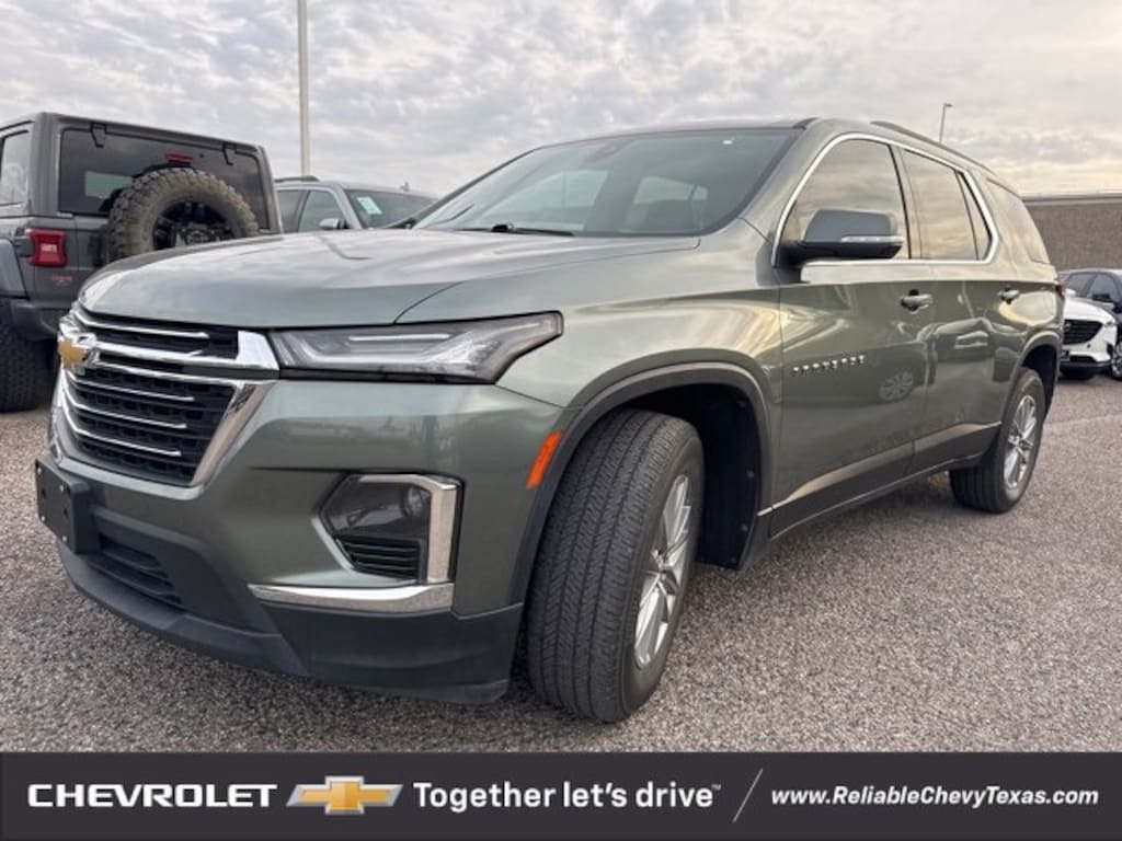 Certified 2022 Chevrolet Traverse LT Cloth SUV