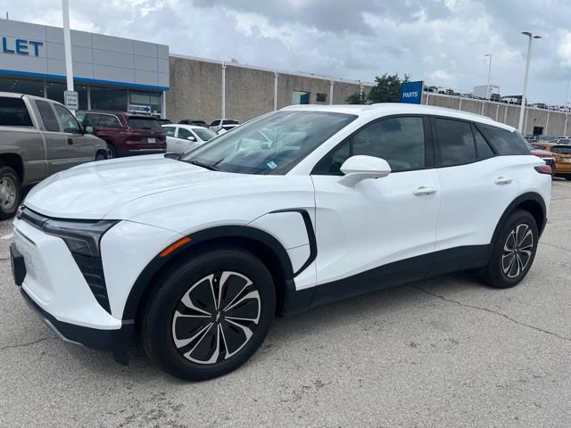 Used 2024 Chevrolet Blazer EV LT with VIN 3GNKDBRJ6RS290133 for sale in Irving, TX