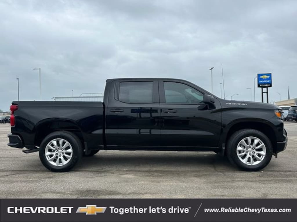 New 2026 Chevrolet Silverado 1500 Custom Truck Crew Cab