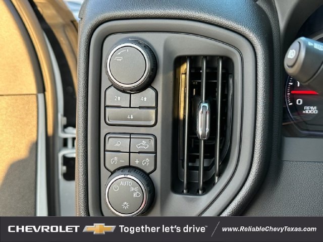 2026 Chevrolet Silverado 2500 HD Custom - Photo 26