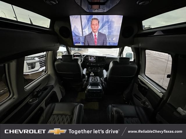 2025 Chevrolet Express Cargo Work Van - Photo 32