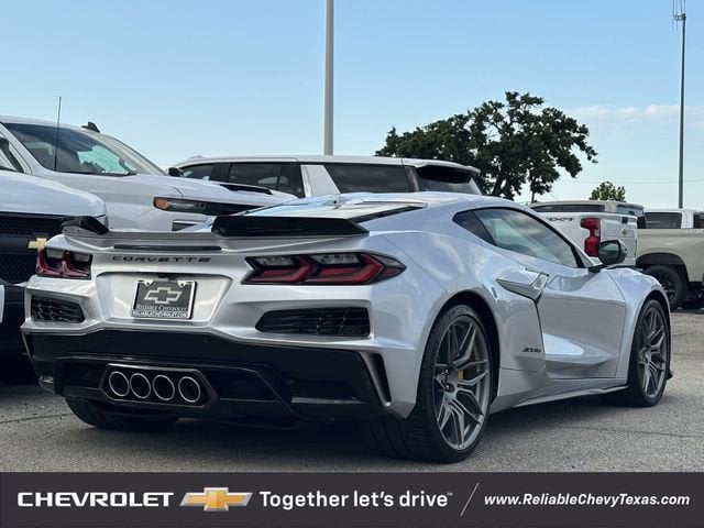 2026 Chevrolet Corvette 2LZ - Photo 4