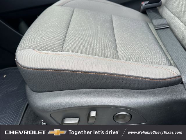 2025 Chevrolet Traverse LT - Photo 24