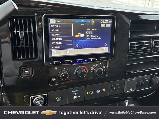 2025 Chevrolet Express Cargo Work Van - Photo 17