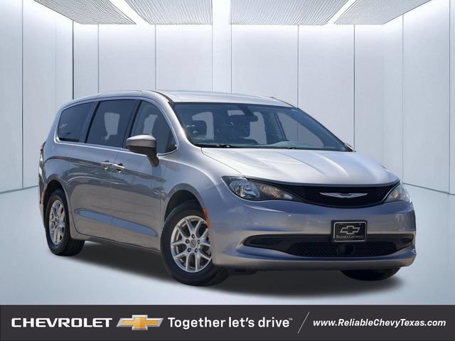 2021 Chrysler Voyager
