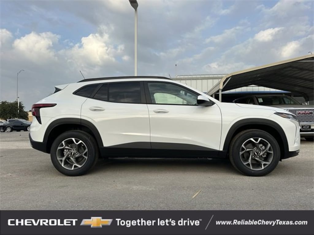 New 2026 Chevrolet Trax LT SUV