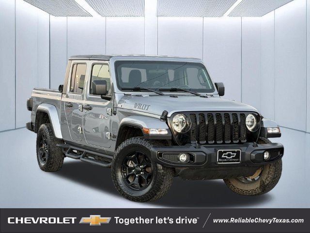 Used 2021 Jeep Gladiator Willys 4x4 Truck Crew Cab
