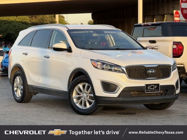 Used 2017 Kia Sorento LX with VIN 5XYPG4A38HG278743 for sale in Richardson, TX