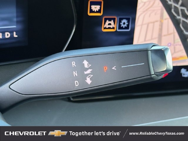 2027 Chevrolet Traverse LT - Photo 21