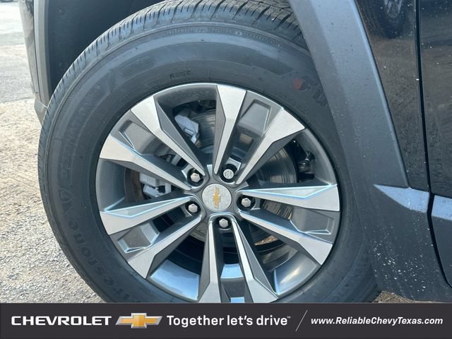 2027 Chevrolet Equinox LT - Photo 9