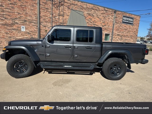 2022 Jeep Gladiator Sport photo 3