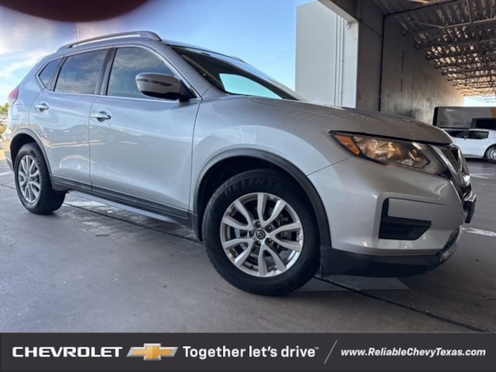 Used 2018 Nissan Rogue SV SUV