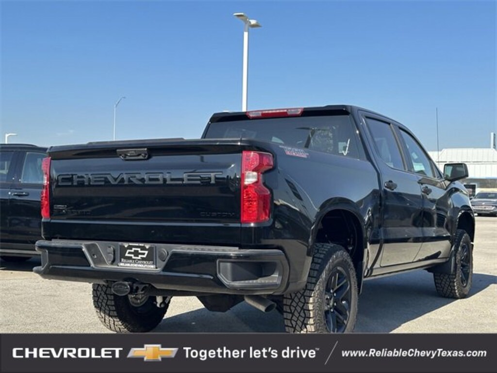 New 2026 Chevrolet Silverado 1500 Custom Trail Boss Truck Crew Cab