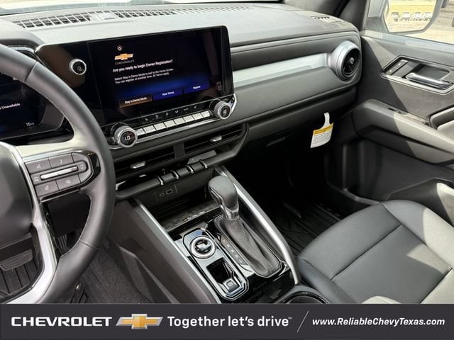 2026 Chevrolet Colorado LT - Photo 17