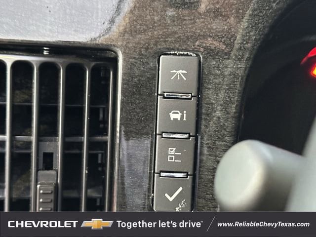 2025 Chevrolet Express Cargo Work Van - Photo 25