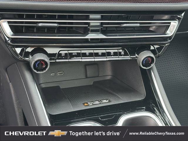 2025 Chevrolet Traverse RS - Photo 19