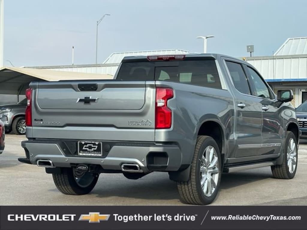 New 2026 Chevrolet Silverado 1500 High Country Truck Crew Cab