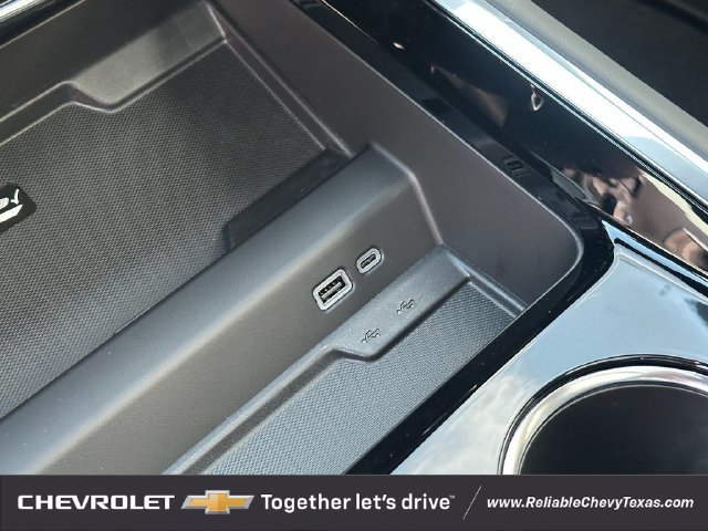 2026 Chevrolet Suburban High Country - Photo 19