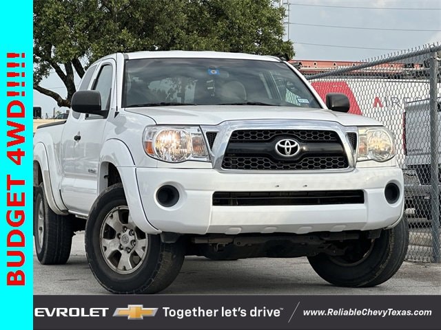 Used 2011 Toyota Tacoma Base with VIN 5TFUX4EN1BX001337 for sale in Richardson, TX