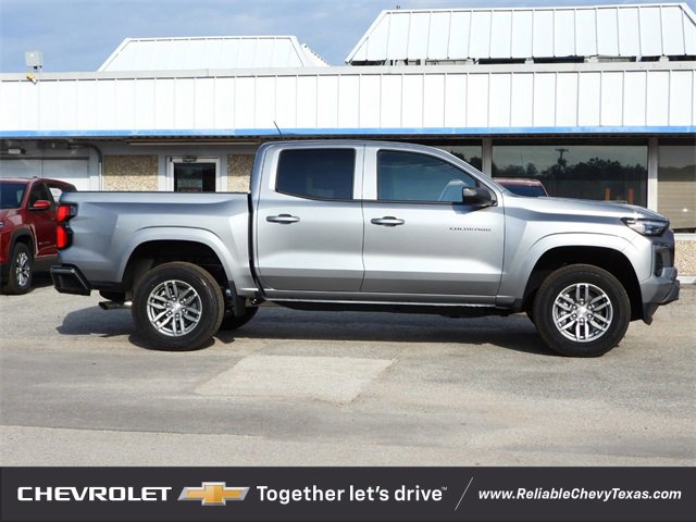 2026 Chevrolet Colorado LT photo 3