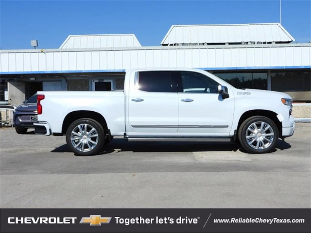 New 2026 Chevrolet Silverado 1500 High Country Truck Crew Cab