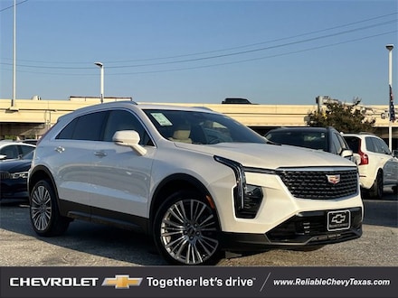 2024 CADILLAC XT4 Premium Luxury SUV