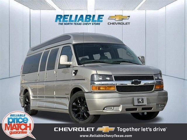 2025 Chevrolet Express Cargo Work Van's photo