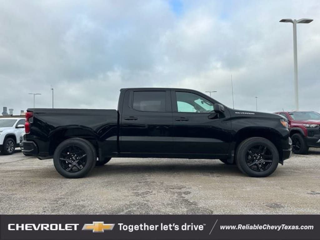 New 2026 Chevrolet Silverado 1500 Custom Truck Crew Cab