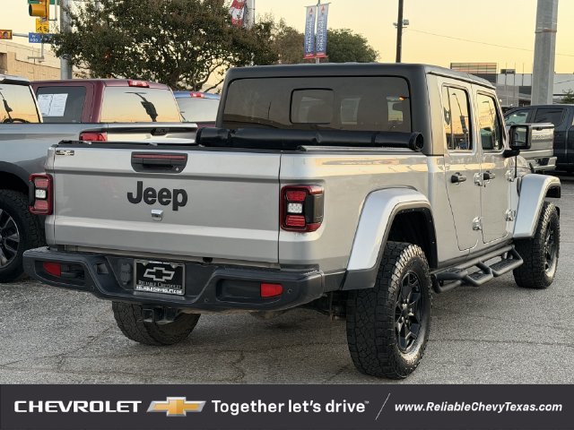 Used 2021 Jeep Gladiator Willys 4x4 Truck Crew Cab
