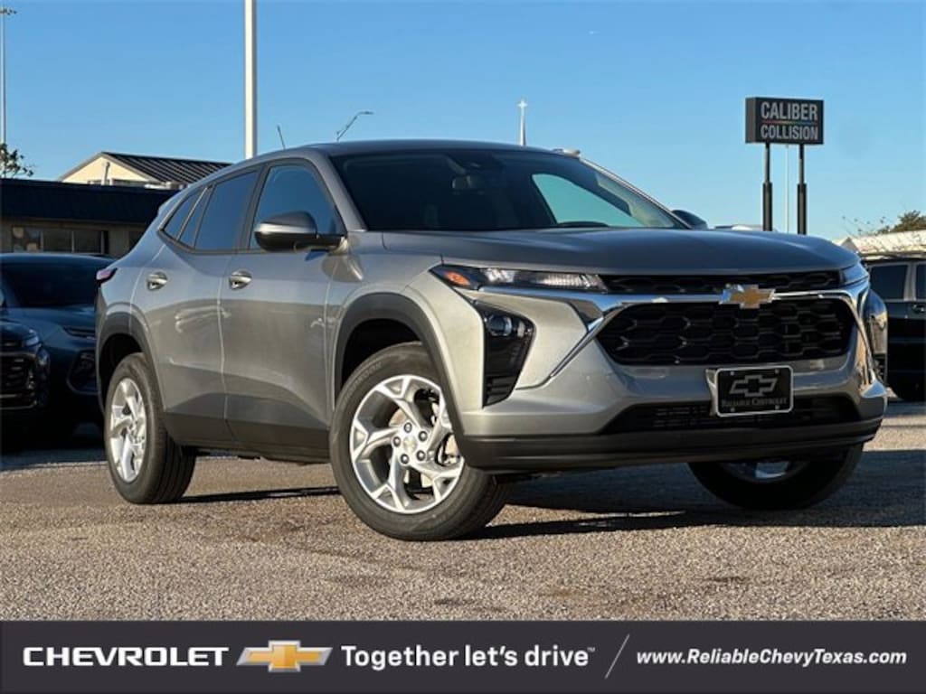 New 2026 Chevrolet Trax LS SUV